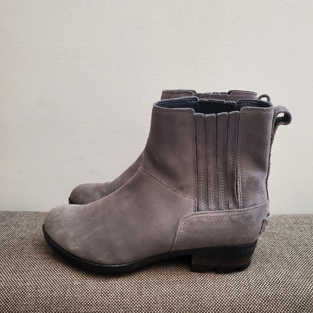 Sorel Lolla Cut-out Bootie Ankle Boots Gray NL3384-052 Sz 8.5 women's booties